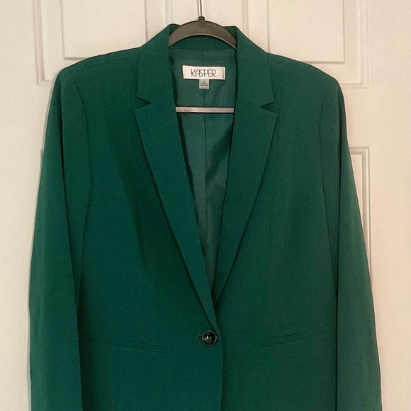 Kasper Stretch Crepe One Button Blazer in Evergreen - NWOT - Picture 1 of 8